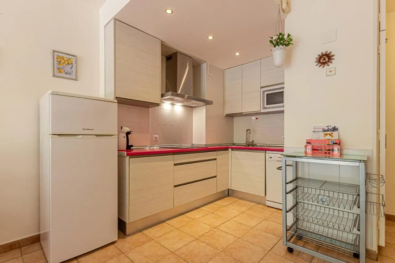 797 Holiday Rentals- Precioso Piso Con Vistas Al Jardin En Benalbeach Бенальмадена Испания