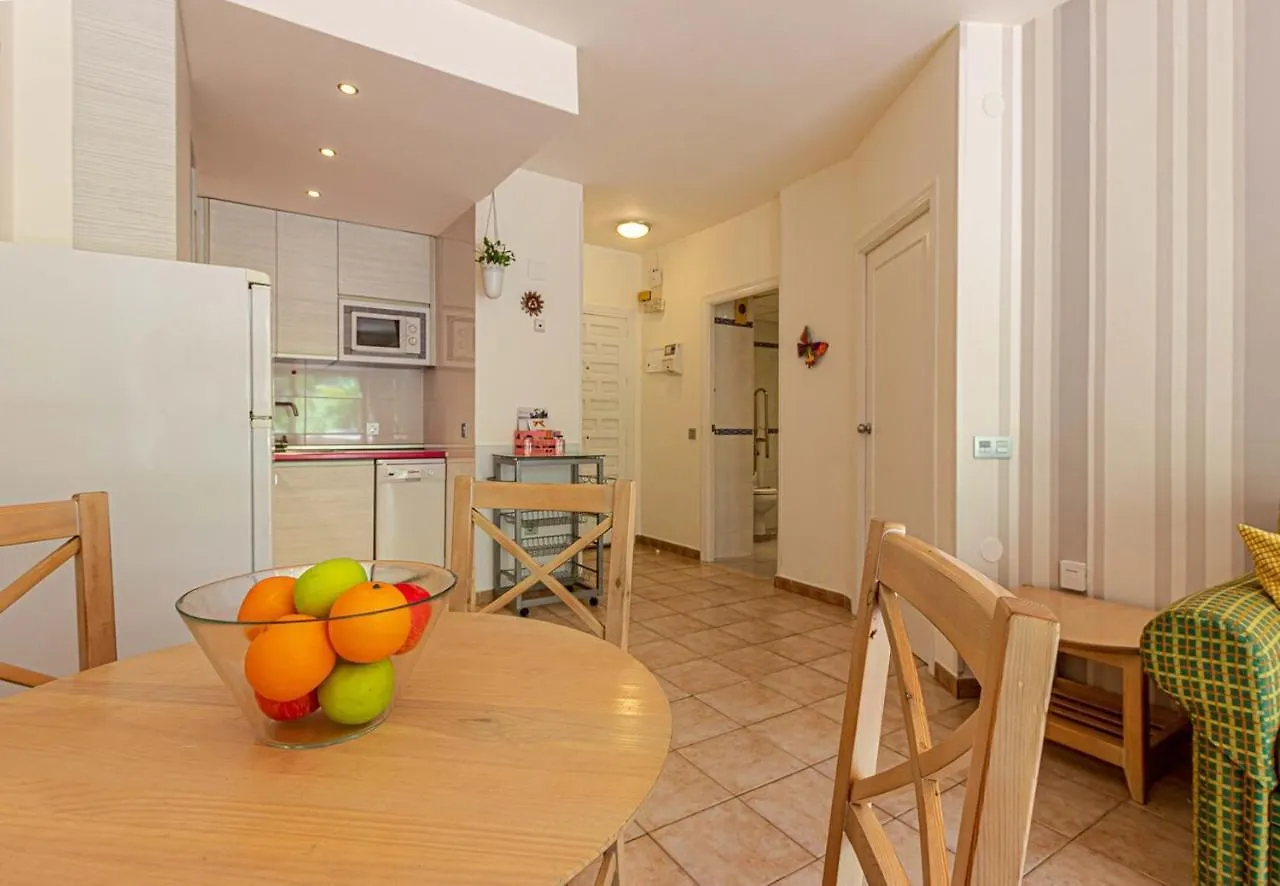Апартаменты 797 Holiday Rentals- Precioso Piso Con Vistas Al Jardin En Benalbeach Бенальмадена Испания